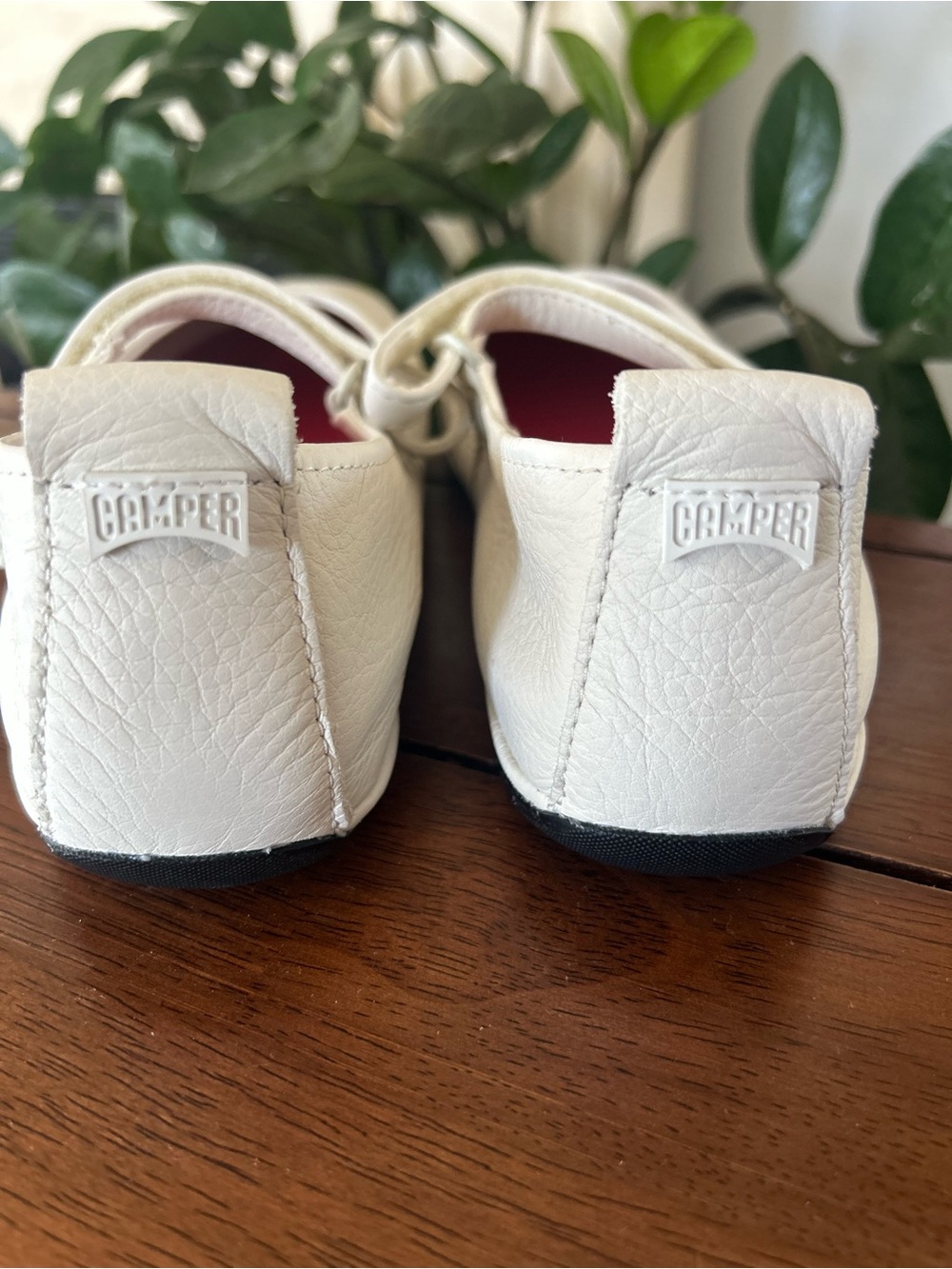 Camper Girls Cream Mary Jane Flats with red Insole - Picture 9 of 16